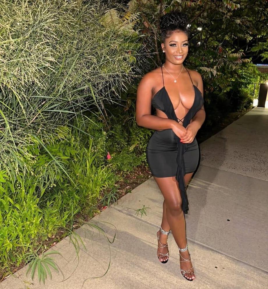 Chica busca chico en La Coruña: 