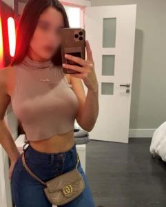 613588184: Chica busca chico en Cáceres