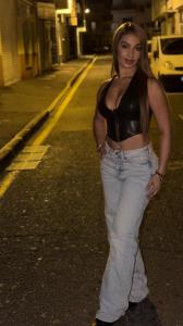 672163470: Chica busca chico en Tenerife