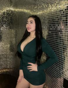 628429961: Chica busca chico en Barcelona