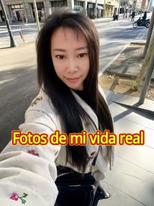 692079336: Chica busca chico en Barcelona