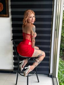 647669432: Chica busca chico en Cádiz