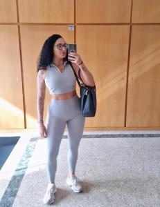 613677079: Chica busca chico en Córdoba