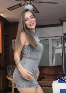 685810215: Chica busca chico en Cádiz