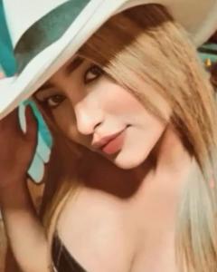 611296945: Chica busca chico en Mallorca