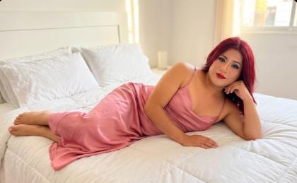 642551029: Chica busca chico en Sevilla