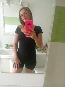 742034345: Chica busca chico en Madrid