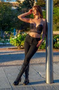 670849719: Chica busca chico en Madrid