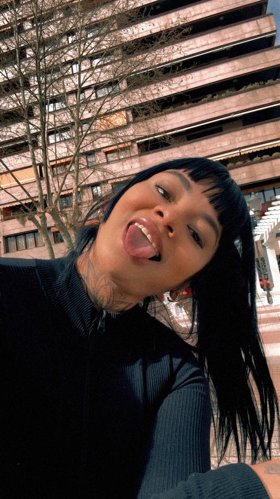 Chica busca chico en Orense: Chica busca chico