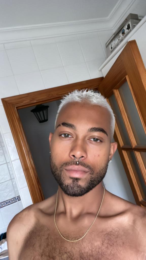 Chico busca chica en Málaga: 