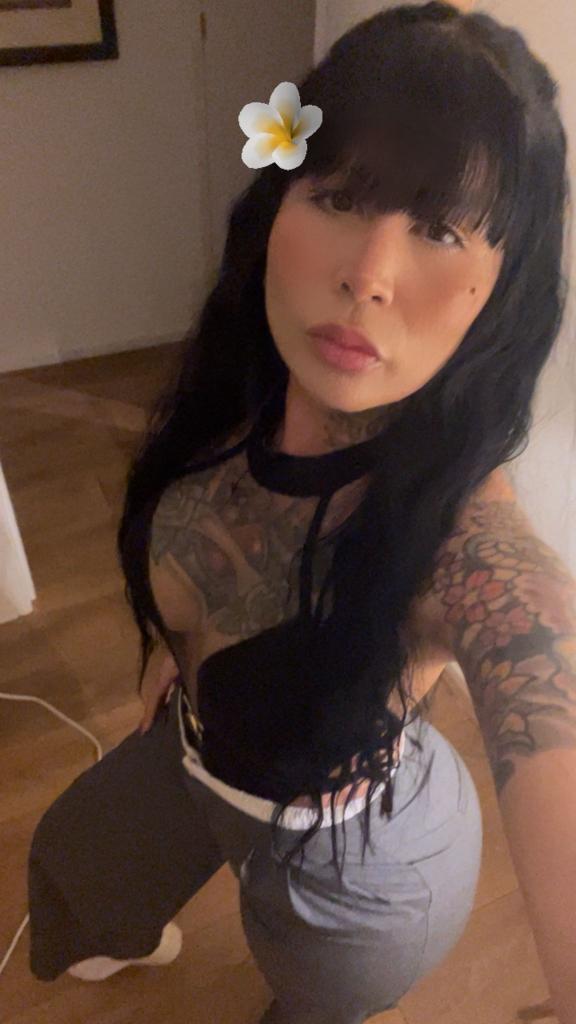 Chica busca chico en Barcelona: 