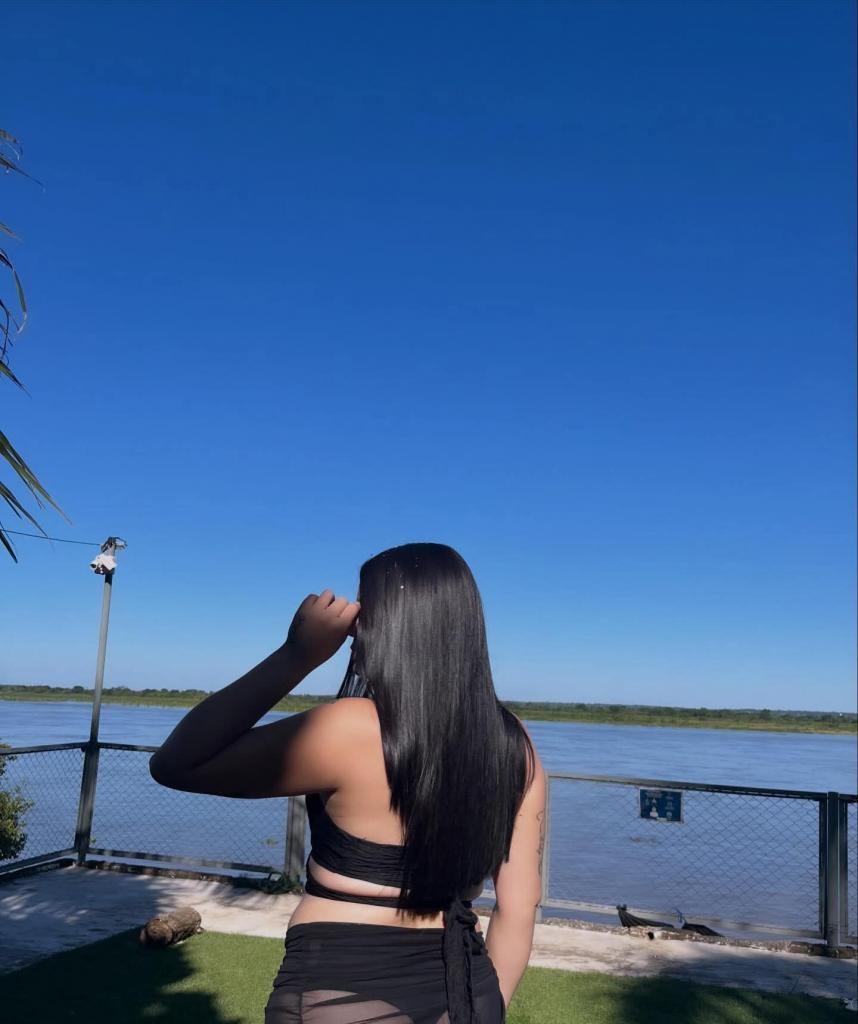 Chica busca chico en Granada: 