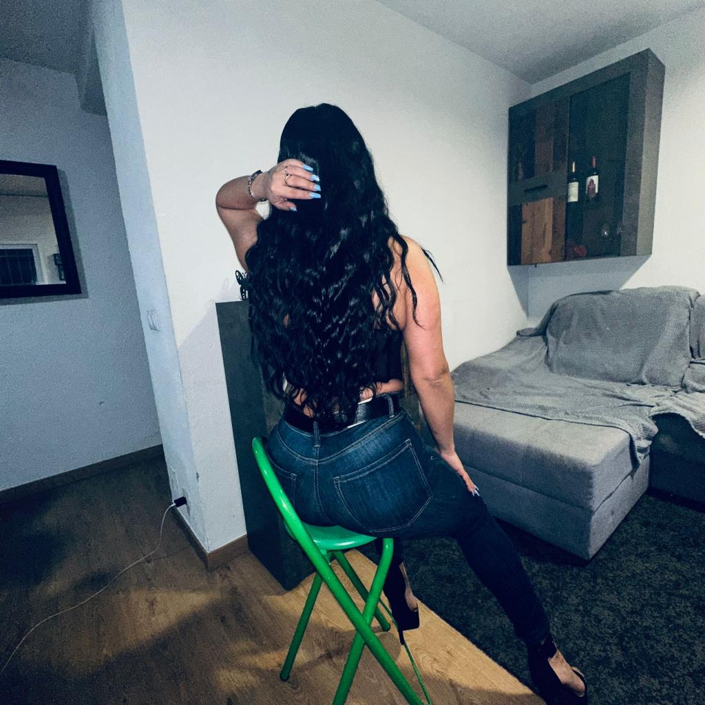 Chica busca chico en Cádiz: 