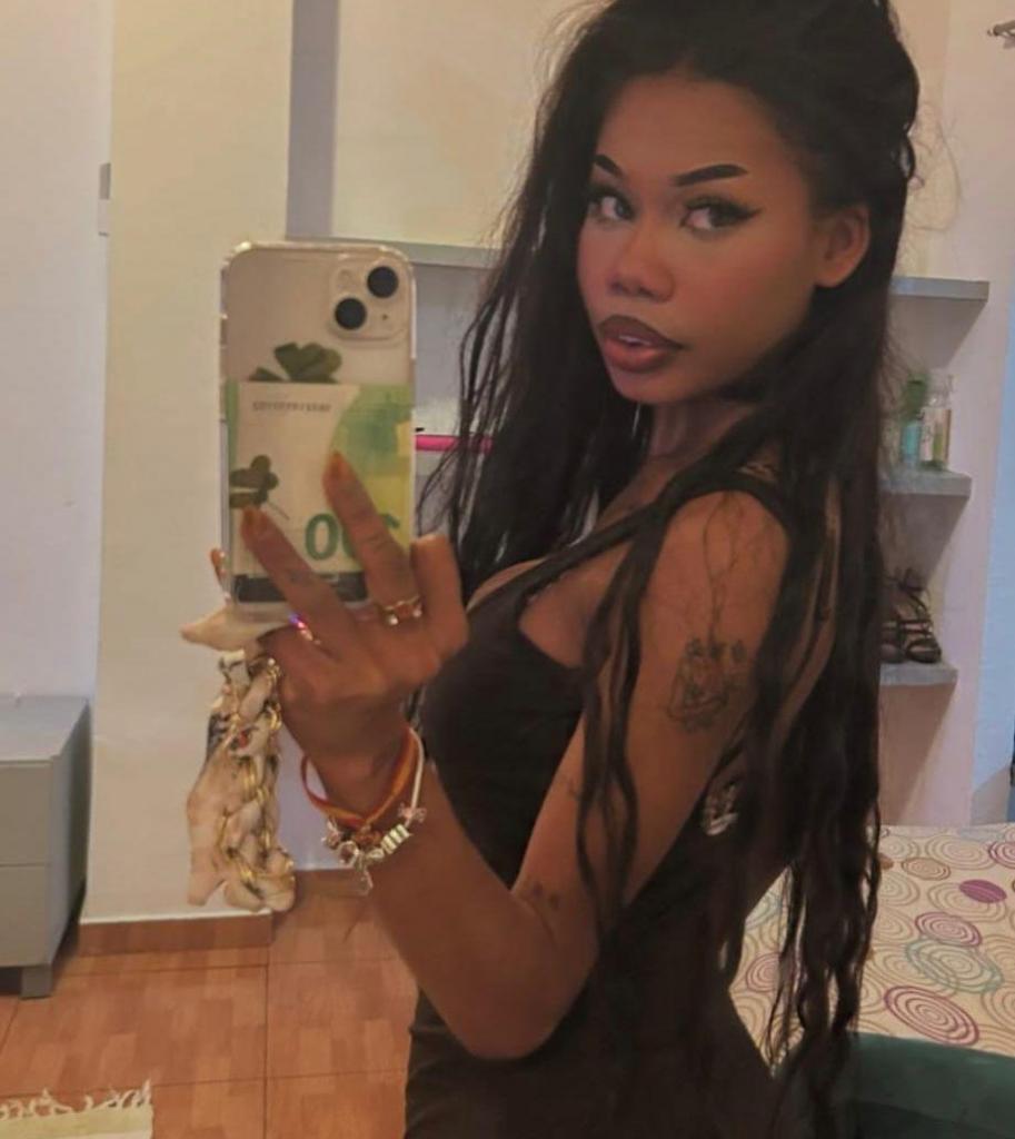 657108030: Chica busca chico en Madrid