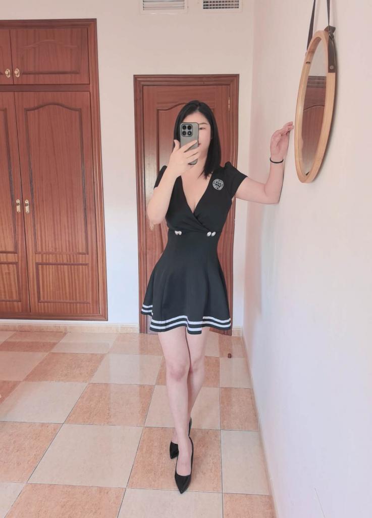 Chica busca chico en Alicante: Chica busca chico