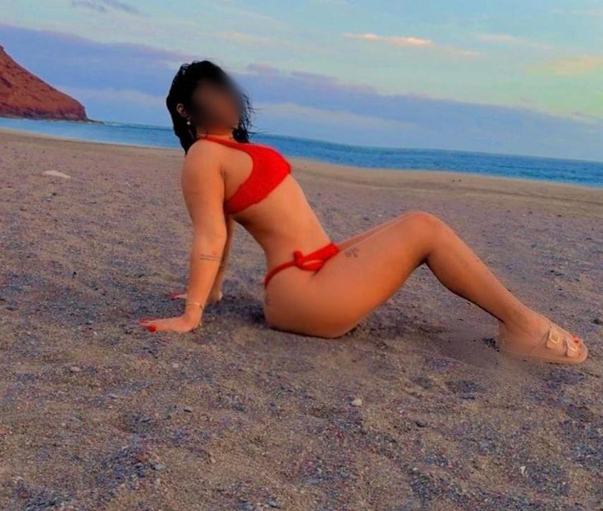 Chica busca chico en Tenerife: 