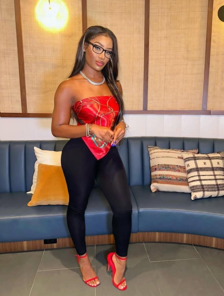 Chica busca chico en La Coruña: 