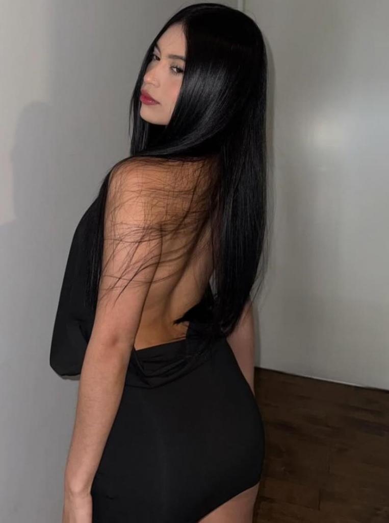 Chica busca chico en Tenerife: 