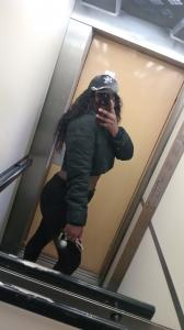 678807094: Chica busca chico en Málaga