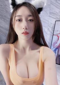 631755976: Chica busca chico en Tarragona