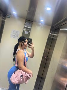 Chica busca chico en Granada: 