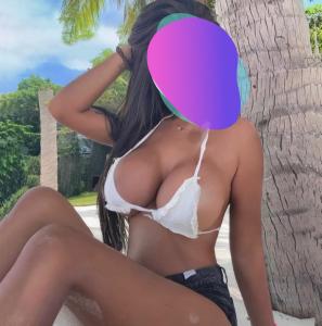 Chica busca chico en Alicante: Chica busca chico