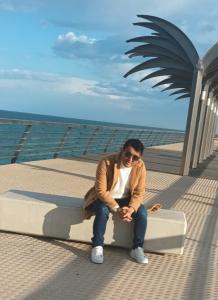 674369456: Chico busca chica en Alicante