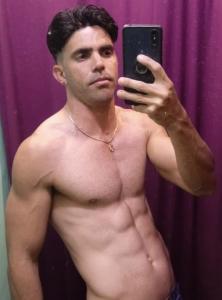 679599166: Chico busca chica en Salamanca