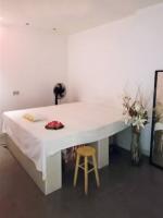 613688573: Chica busca chico en Mallorca