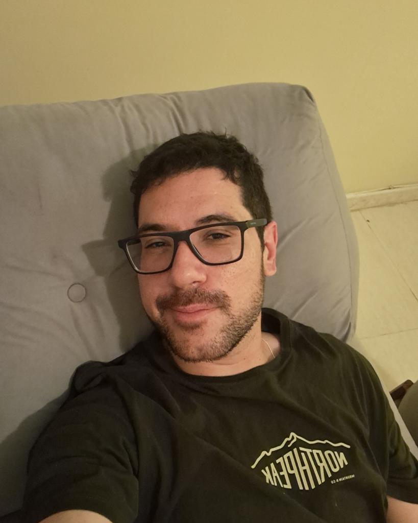 613847097: Chico busca chica en Madrid