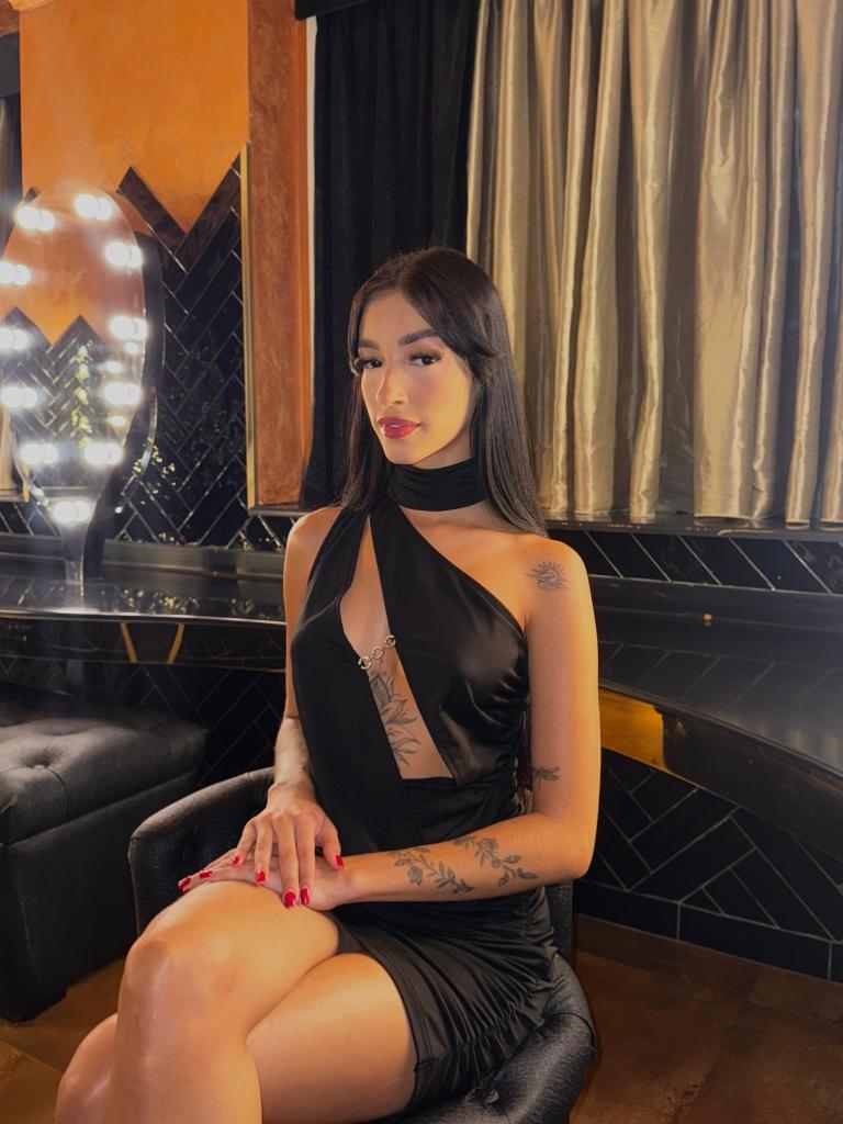 642399259: Chica busca chico en Salamanca