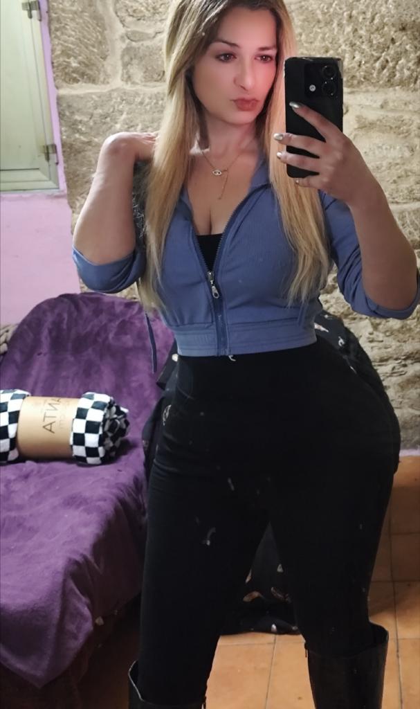 Chica busca chico en Orense: 