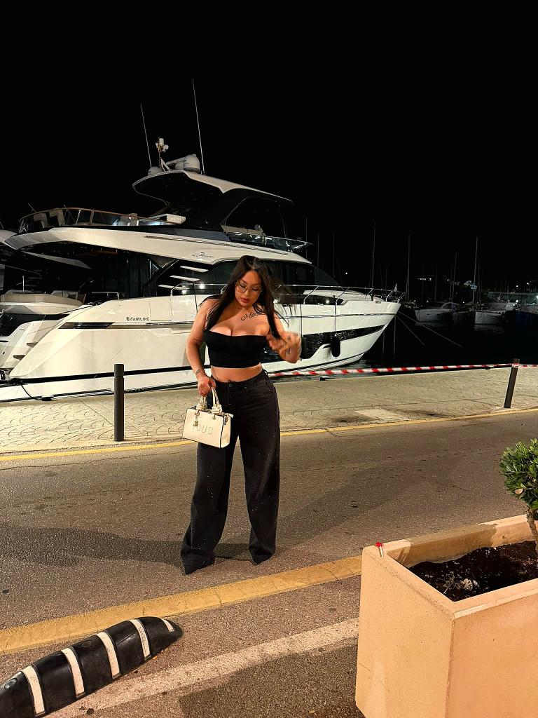 Chica busca chico en Menorca: 