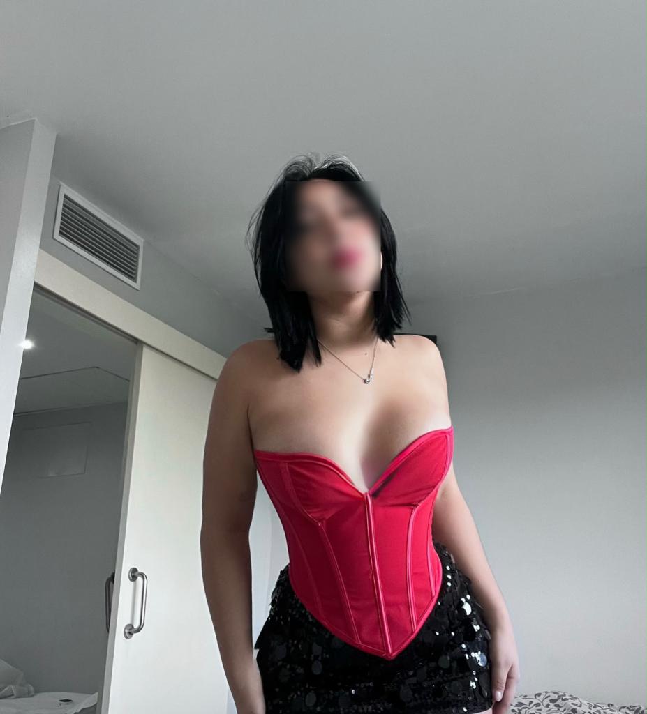Chica busca chico en Cádiz: 