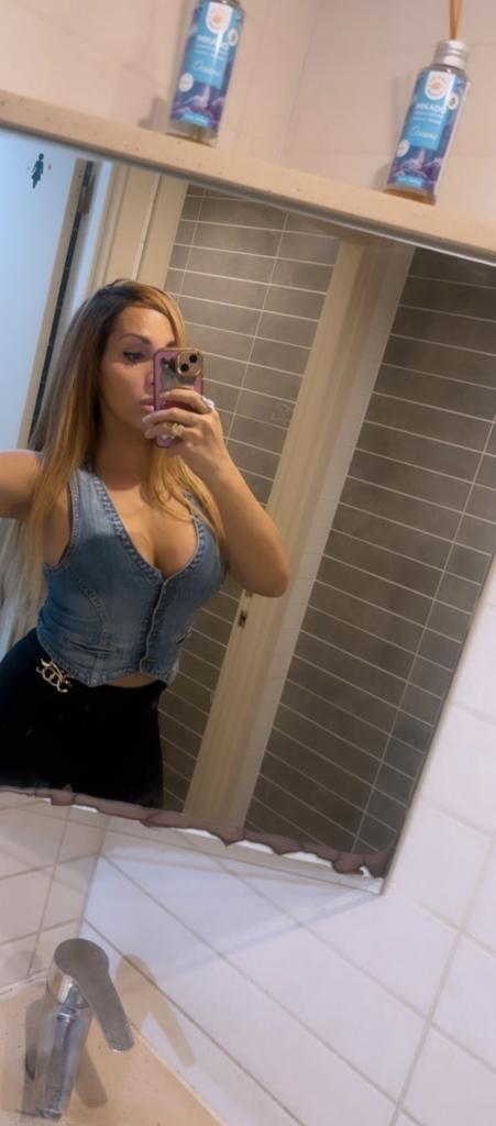 677126411: Transexual en Barcelona