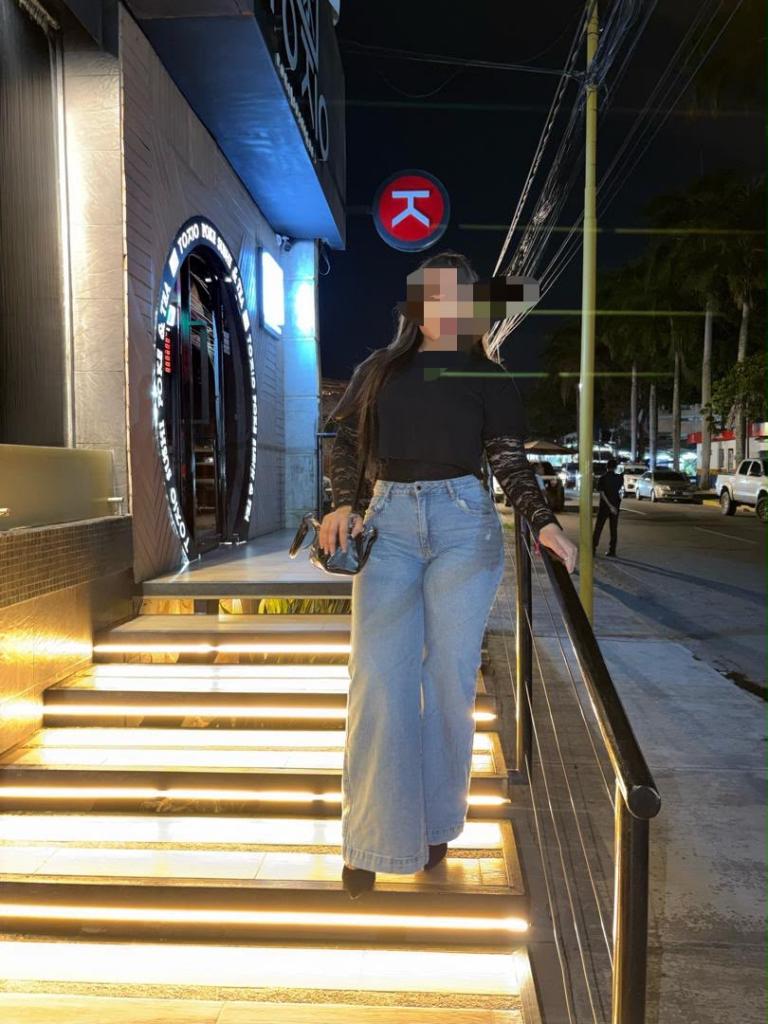 613563917: Chica busca chico en Alicante