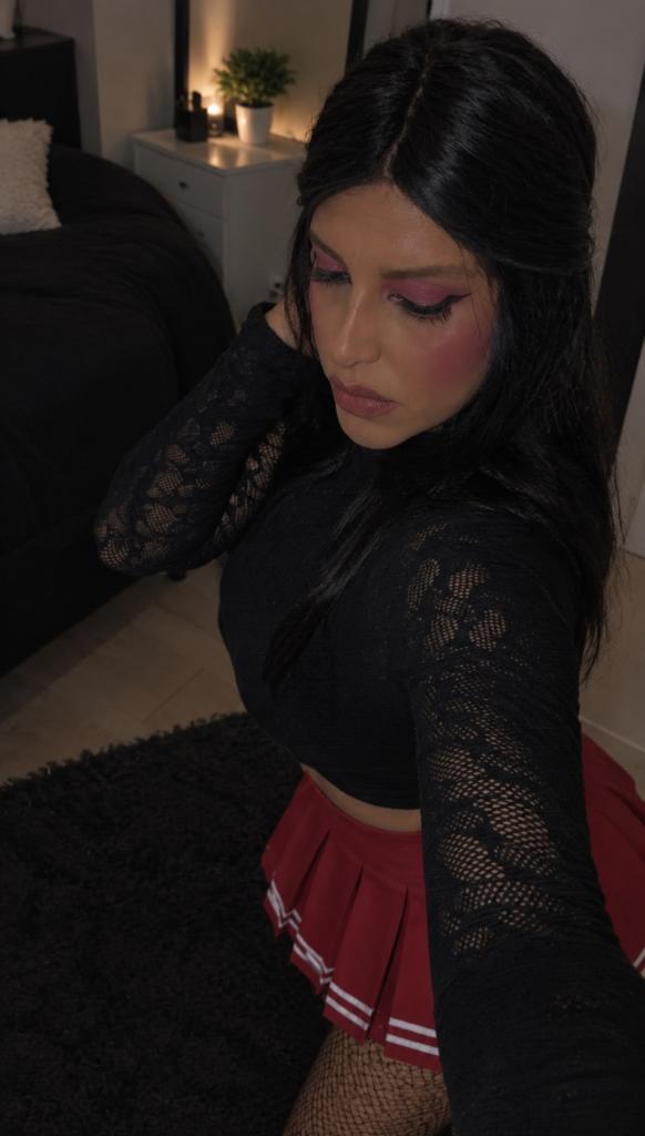 613806145: Transexual en Gerona