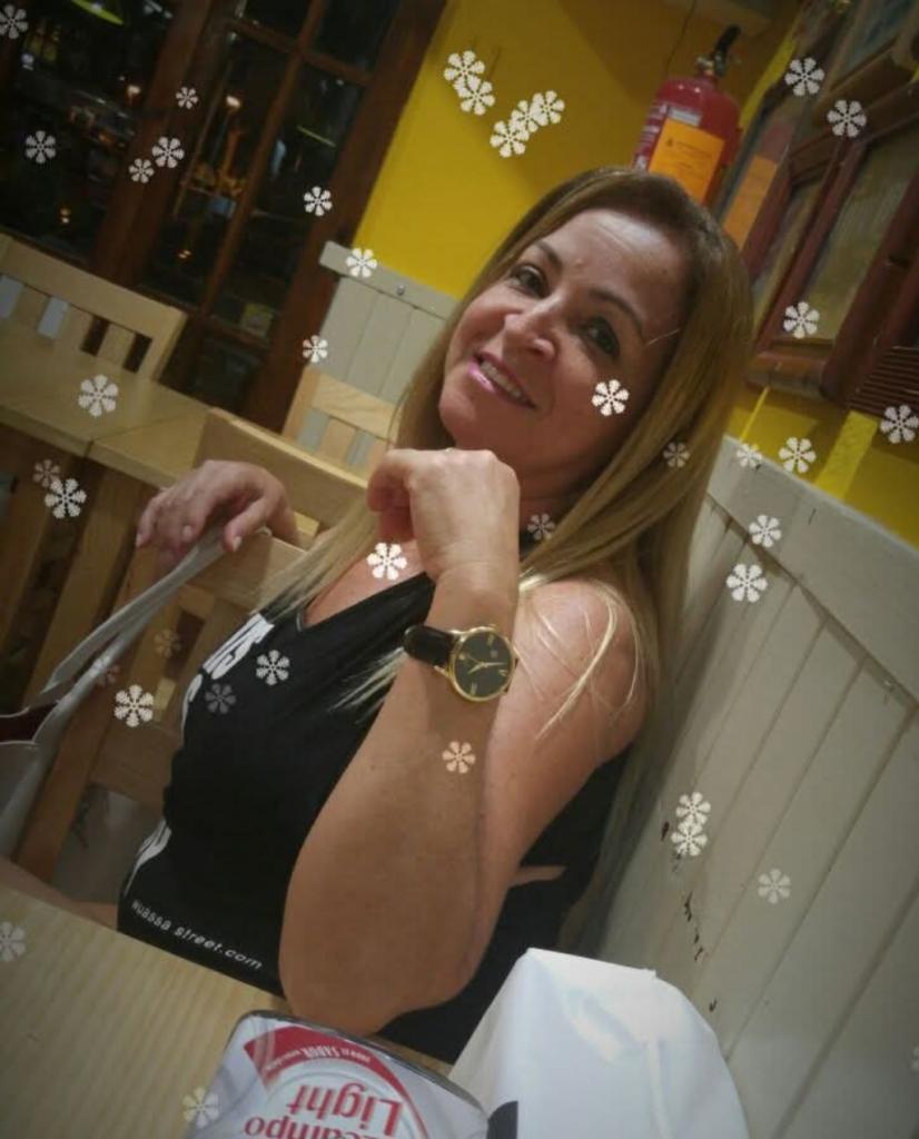 697547107: Chica busca chico en Tarragona