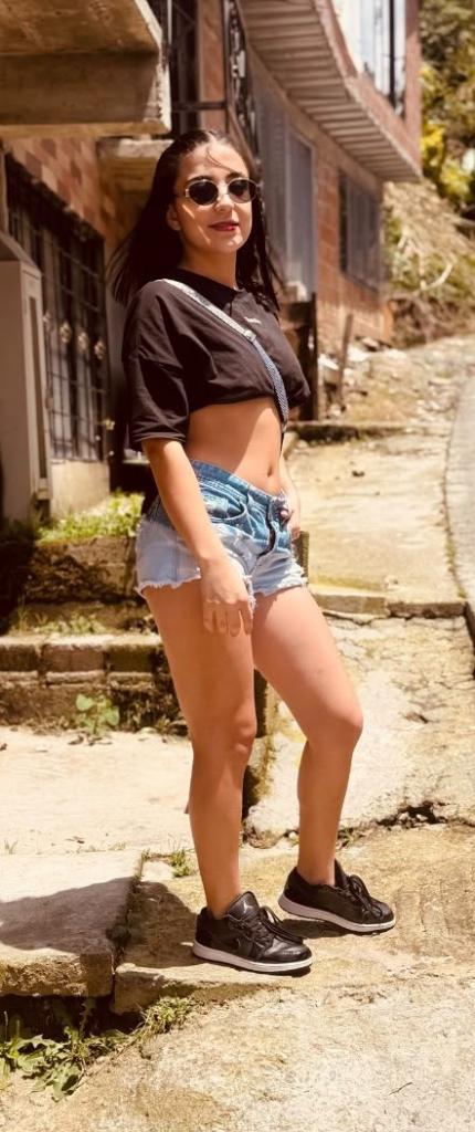641806010: Chica busca chico en Zaragoza