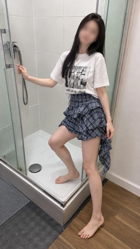 644497883: Chica busca chico en Barcelona