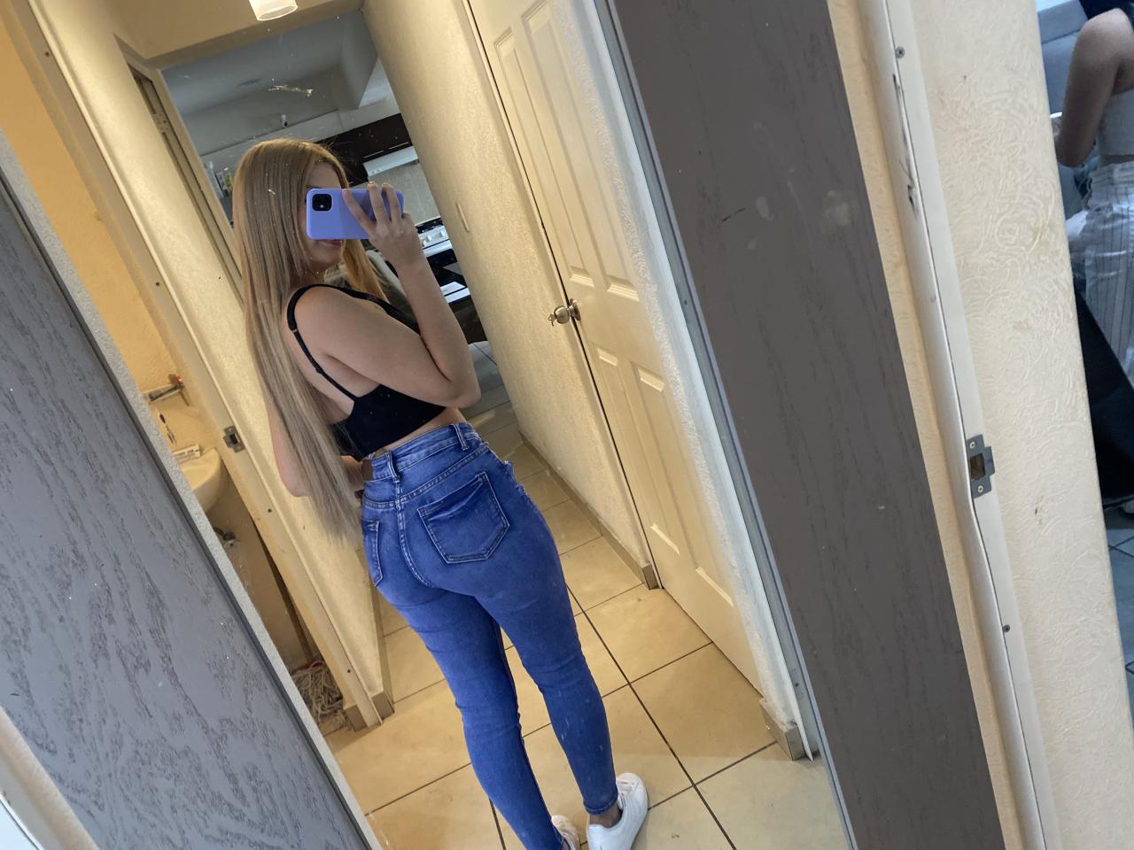 685141967: Chica busca chico en Mallorca