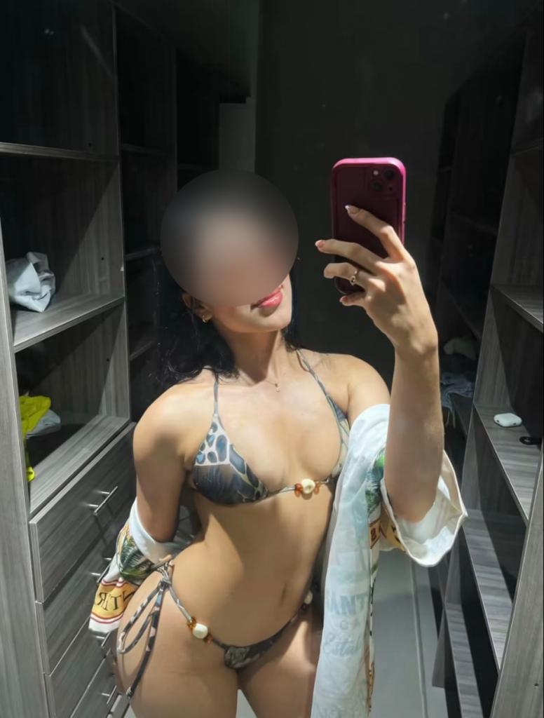 633431178: Chica busca chico en Lugo