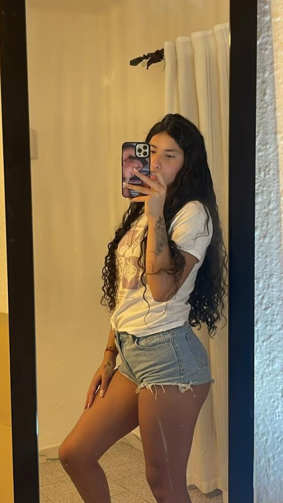 614381386: Chica busca chico en Málaga