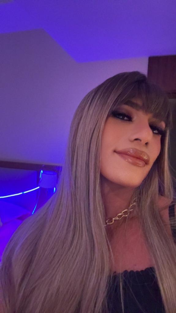 631059693: Transexual en Tenerife