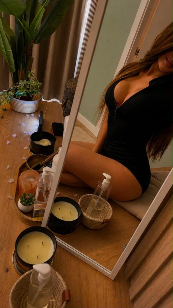 Chica busca chico en Cantabria: Chica busca chico