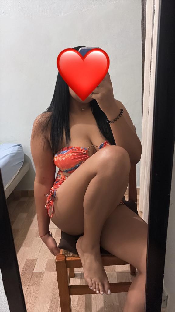 642089283: Chica busca chico en Murcia