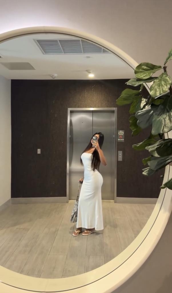 613247372: Chica busca chico en La Coruña