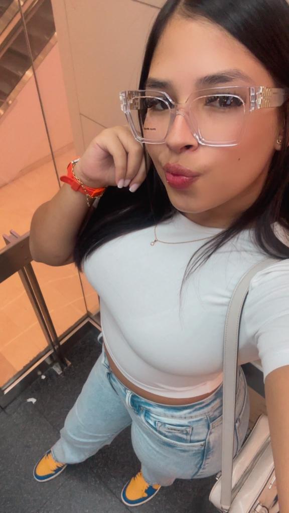 637219400: Chica busca chico en Cantabria