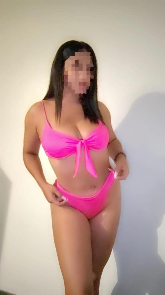 Chica busca chico en Murcia: Chica busca chico