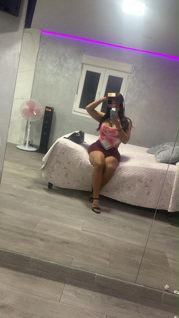 673982672: Chica busca chico en Cádiz
